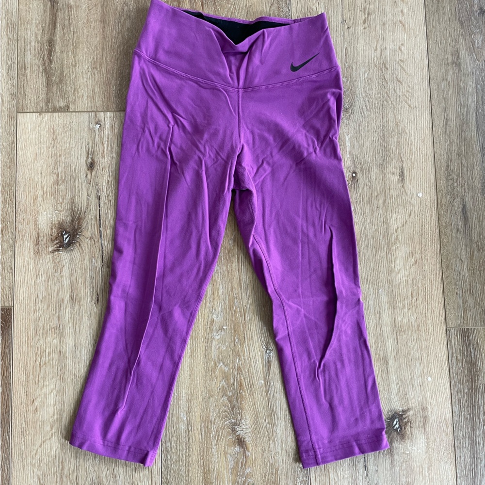 Nike Dri-FIT cropped leggings